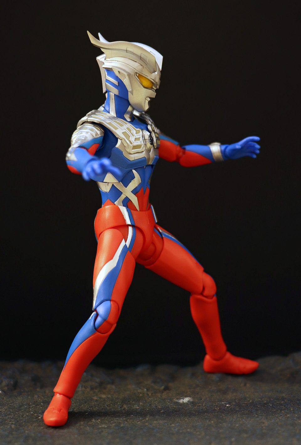 接近最強?「你還早了2萬年.」shf ultraman zero